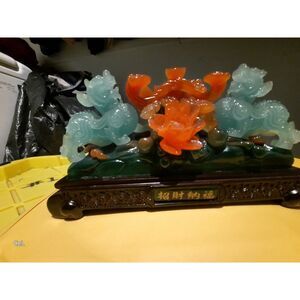 Foo dogs, sculpture maybe jadiete or resin Beautiful